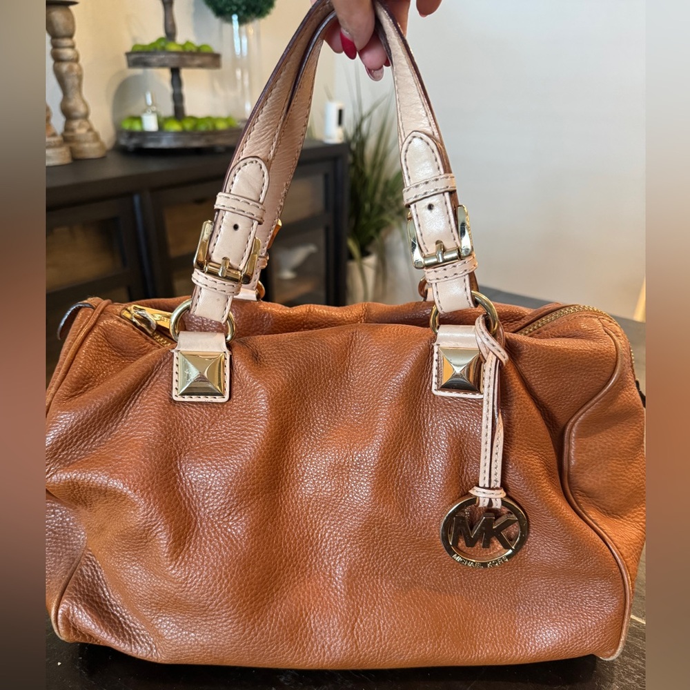 Michael Kors brown bag